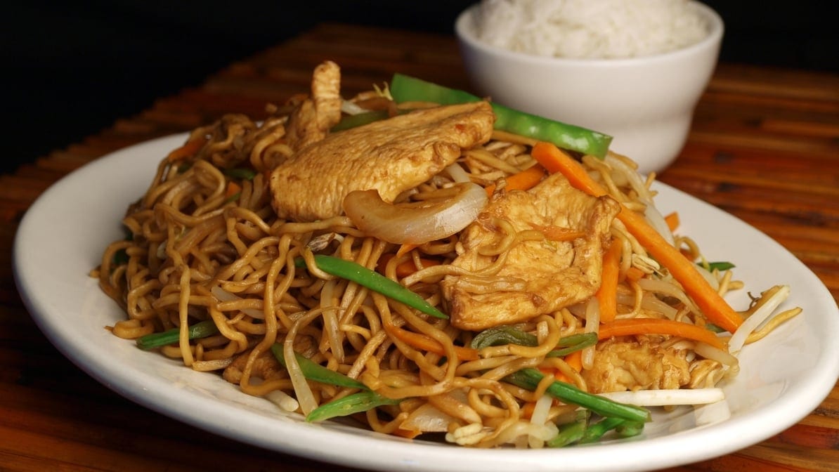 Chicken Lo Mein.